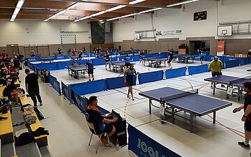 Sehr gut besuchte Halle